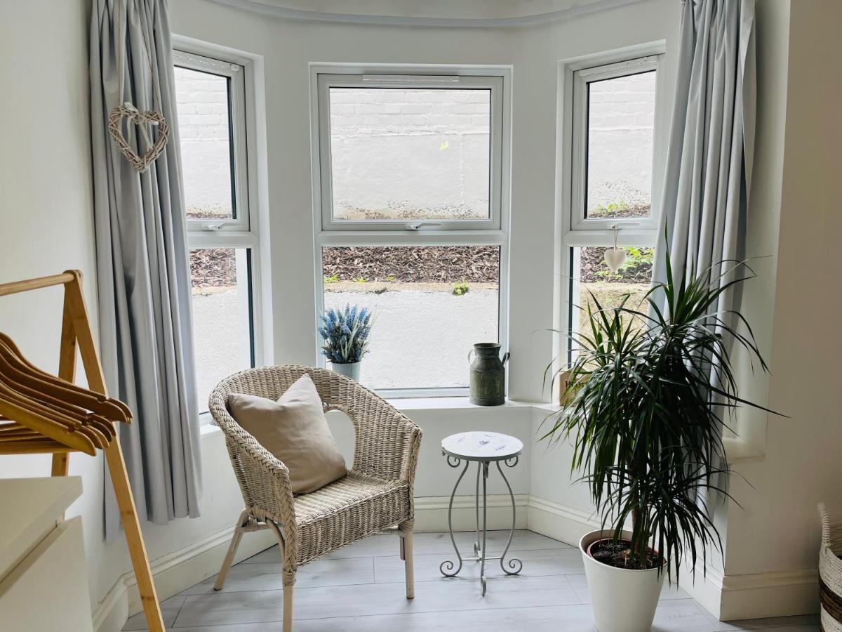 Lavender Den Appartement Londen Buitenkant foto