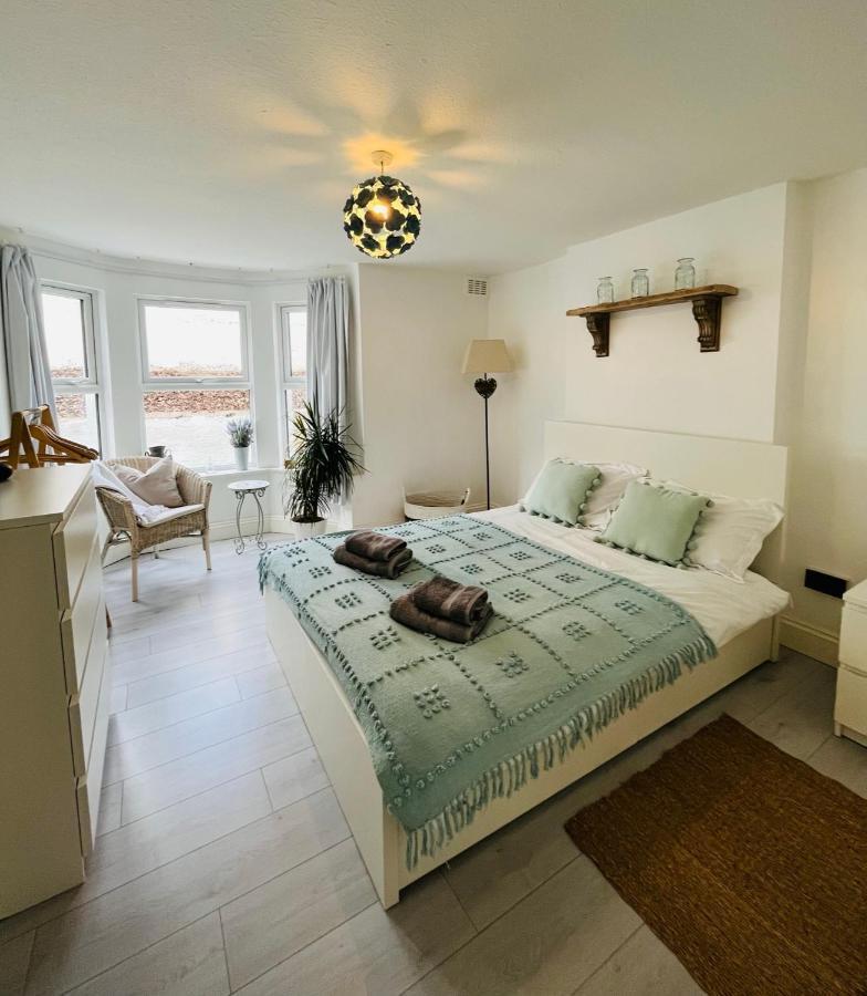 Lavender Den Appartement Londen Buitenkant foto
