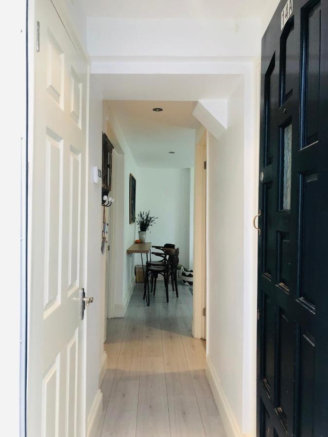 Lavender Den Appartement Londen Buitenkant foto